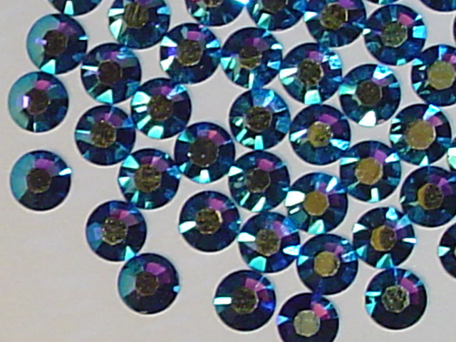 72 pcs. 20ss PURPLE VELVET AB HOTFIX European Rhinestones